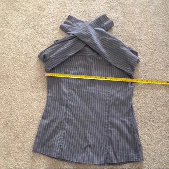 Canyon River Blues Patterned Ruffle Detail Button up Blue Long Sleeve - Picture 11 of 11